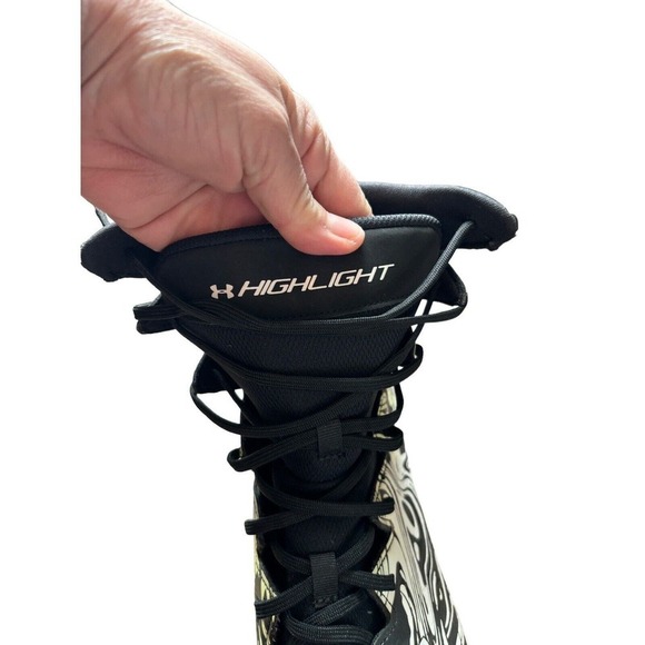 NWOB Mens Under Armour Highlight 1289772-011 Football Cleats Black White Size 12 main image 7